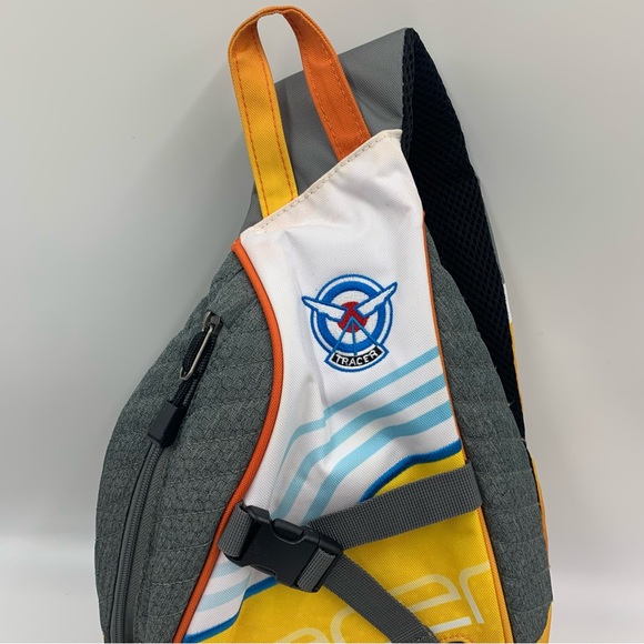 Loungefly Overwatch sling bag - Picture 8 of 8